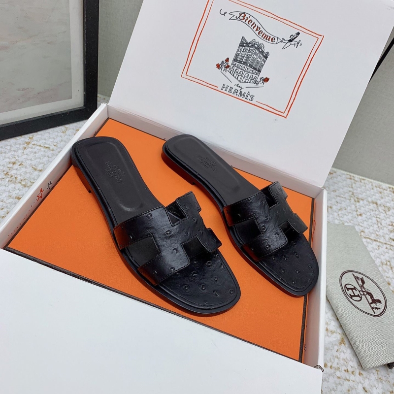 H**me5 slippers